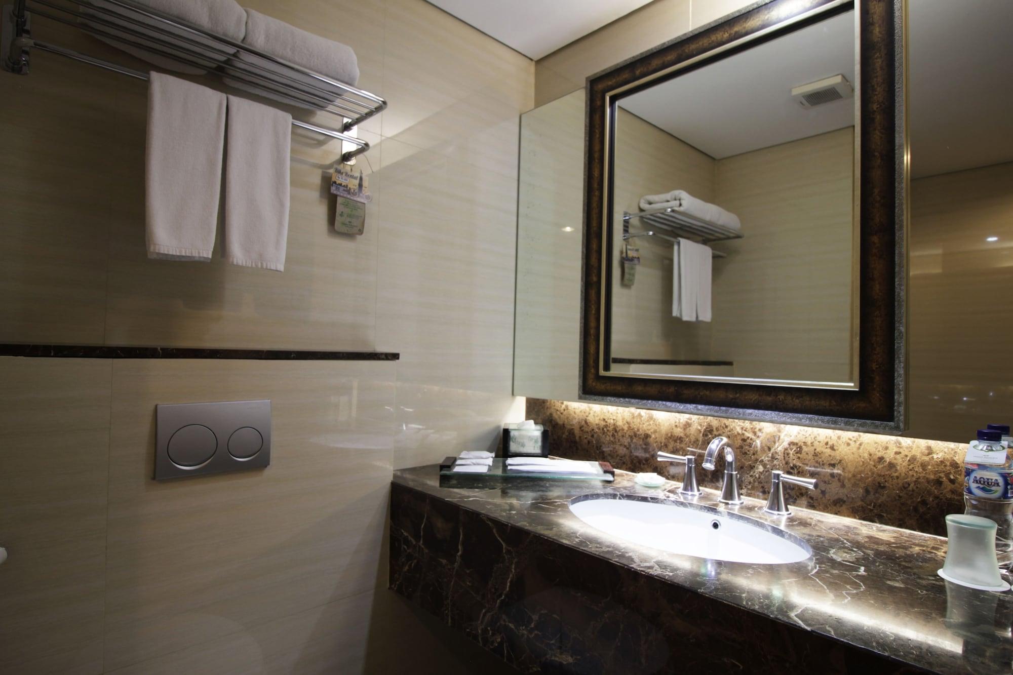 Hotel Santika Premiere Jogja Jogjacarta Exterior foto