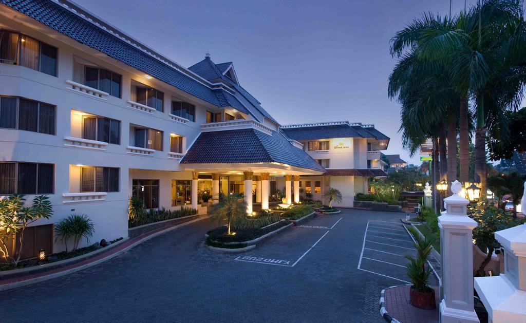 Hotel Santika Premiere Jogja Jogjacarta Exterior foto