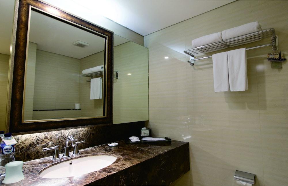 Hotel Santika Premiere Jogja Jogjacarta Exterior foto
